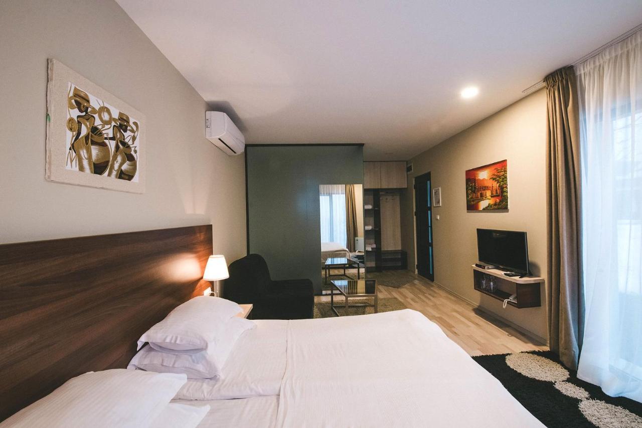 Hotel Villa Ekaterina Vakarel Extérieur photo