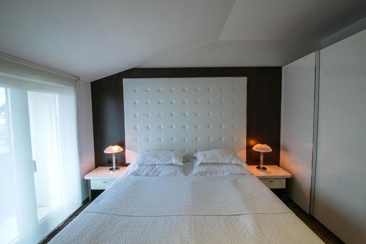 Hotel Villa Ekaterina Vakarel Extérieur photo